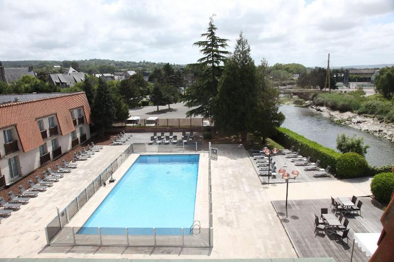 Amiraute Hotel Golf Deauville Touques Exteriör bild
