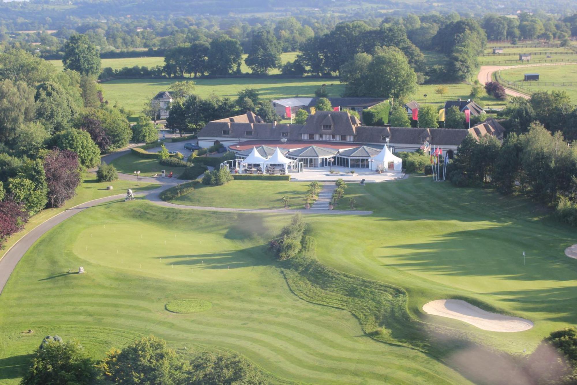 Amiraute Hotel Golf Deauville Touques Exteriör bild